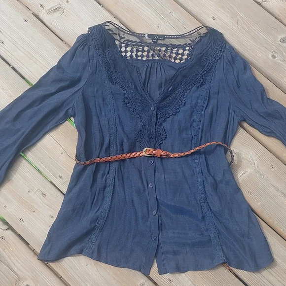 💟Blouse - Picture 2 of 6